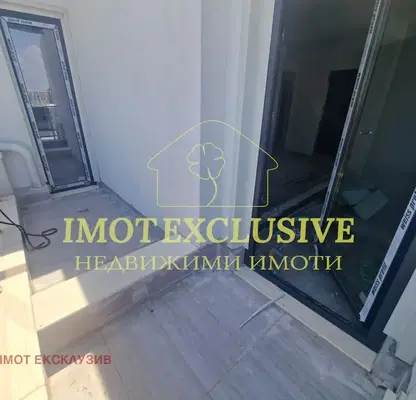 Снимка 5 — Многостаен апартамент в Пловдив, Остромила