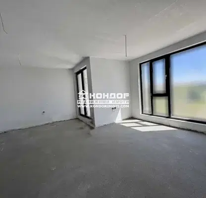 Снимка 3 — Многостаен апартамент в Пловдив, Остромила