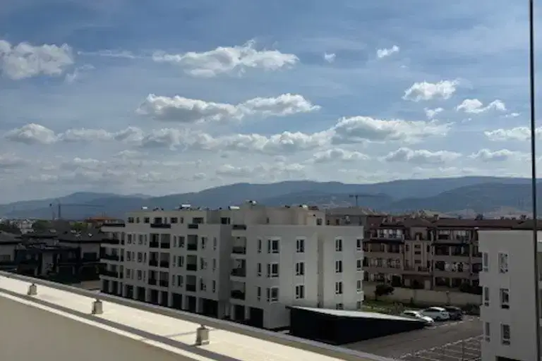 4-bedroom apartment in Plovdiv, Ostromila