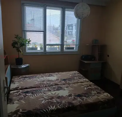 Снимка 5 — Многостаен апартамент в Шумен, Пазара