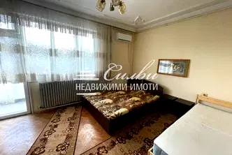 Многостаен апартамент в Шумен, Пазара