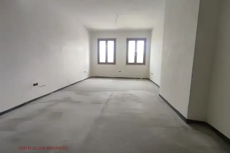 4-bedroom apartment in Sofiya, Poduyane