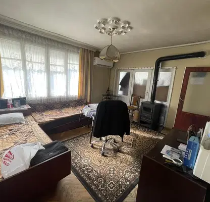 Снимка 4 — Многостаен апартамент в Шумен, Пожарната
