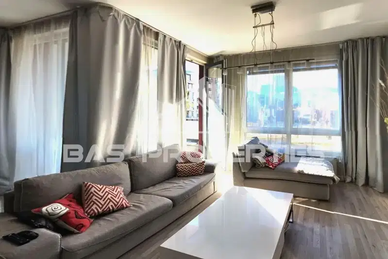 4-bedroom apartment in Sofiya, Poligona