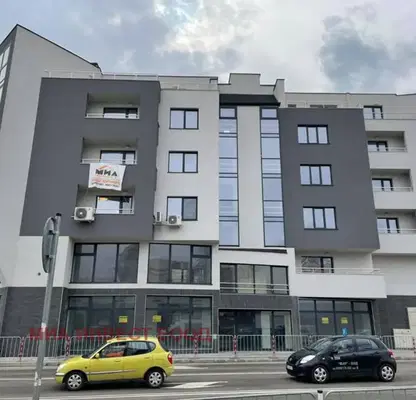 Снимка 3 — Многостаен апартамент във Враца, Река Лева