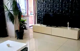 Многостаен апартамент във Враца, Река Лева