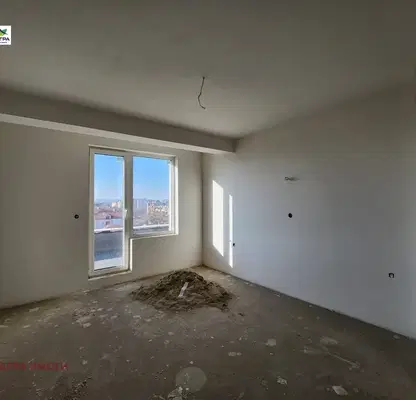 Снимка 2 — Многостаен апартамент в Пазарджик, Руски
