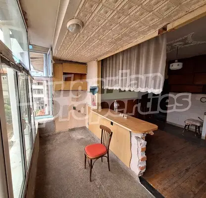 Photo 3 — 4-bedroom apartment in Благоев, Широк център
