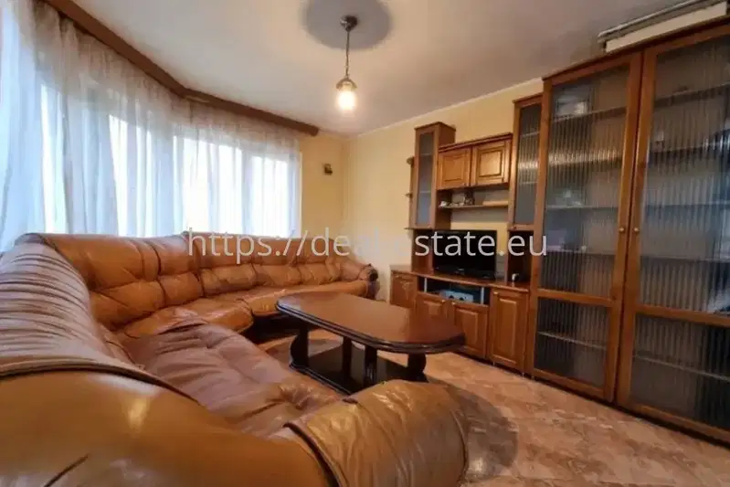 4-bedroom apartment in Благоев, Широк център