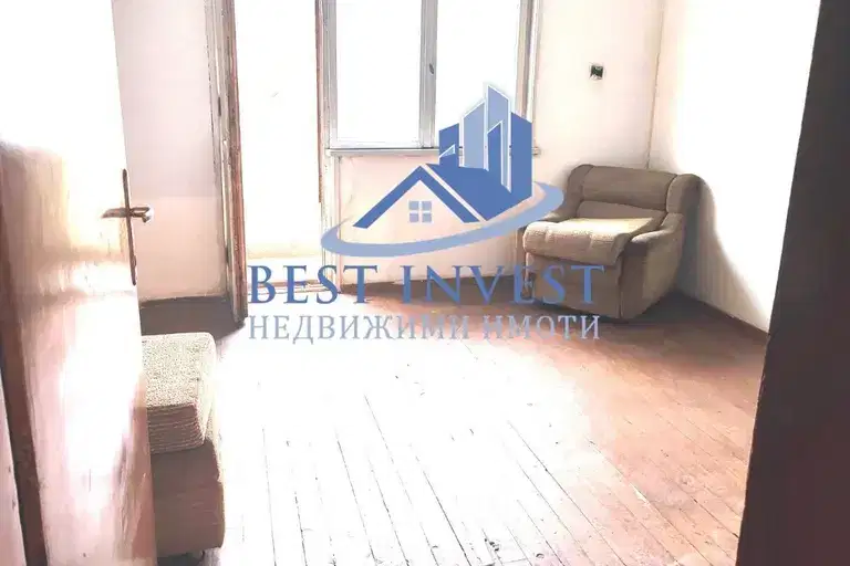 4-bedroom apartment in Благоев, Широк център