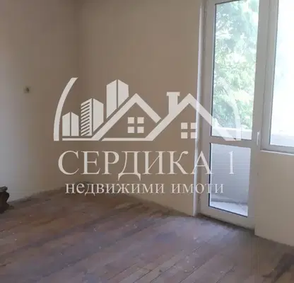 Снимка 2 — Многостаен апартамент в Благоев, Широк център