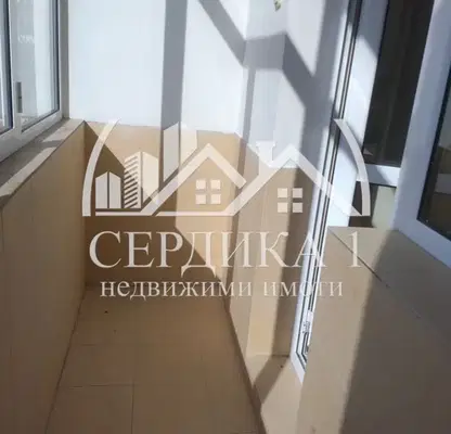 Снимка 4 — Многостаен апартамент в Благоев, Широк център