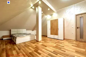 Многостаен апартамент в Русе, Широк център