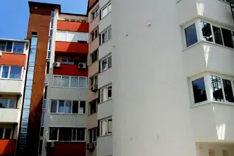 Многостаен апартамент в Русе, Широк център