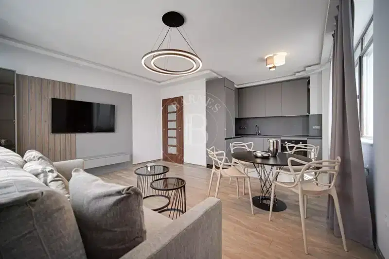 4-bedroom apartment in Sofiya, Simeonovo