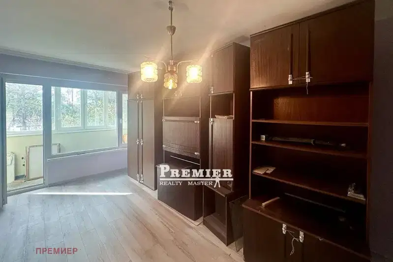 4-bedroom apartment in Burgas, Slaveikov
