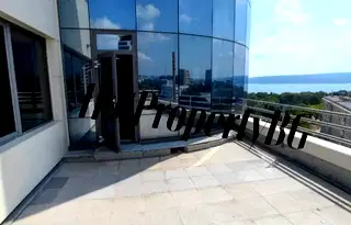 4-стаен апартамент с две тераси и морска панорама в Спортна зала, Варна