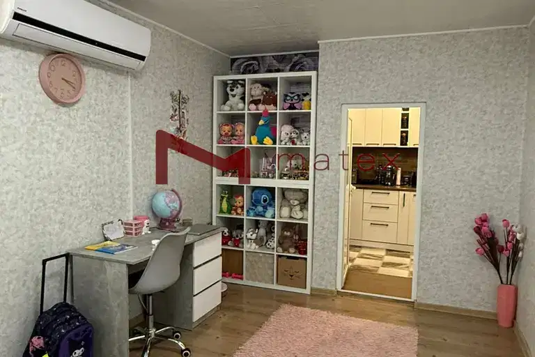 4-bedroom apartment in Varna, Sportna Zala