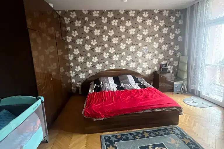 4-bedroom apartment in Pleven, Storgoziya