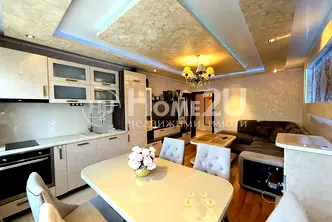 Многостаен апартамент в София, Света Троица