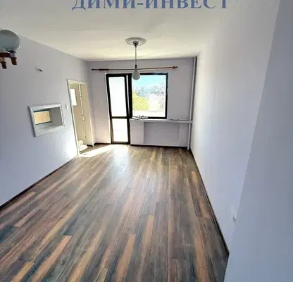 Снимка 4 — Многостаен апартамент в Добрич, Свети Георги