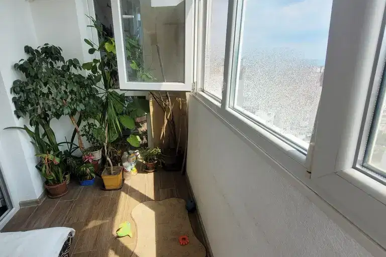 4-bedroom apartment in Shumen, Trakiya