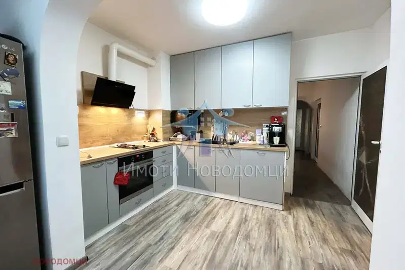 4-bedroom apartment in Shumen, Trakiya