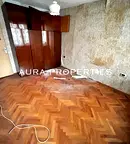 Многостаен апартамент в Раз, Варош