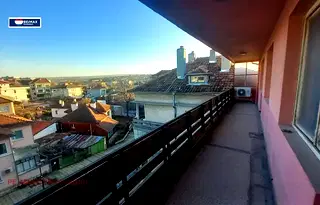 Многостаен апартамент в Раз, Варош