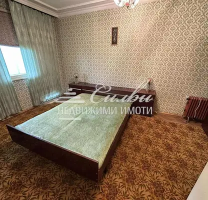 Снимка 3 — Многостаен апартамент в Търговище, Вароша