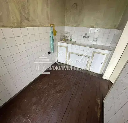 Снимка 5 — Многостаен апартамент в Търговище, Вароша