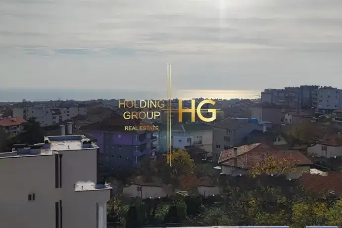 4-bedroom apartment in Varna, Vinica