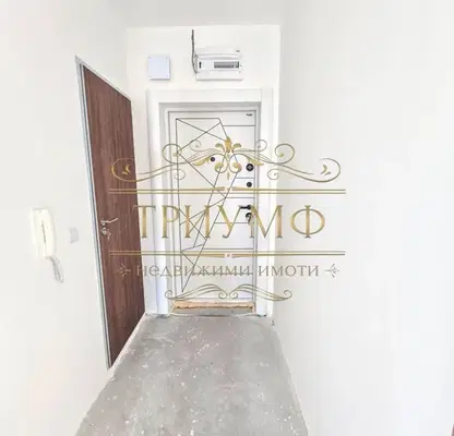 Снимка 5 — 4-стаен апартамент с покривна тераса във Виница, Варна