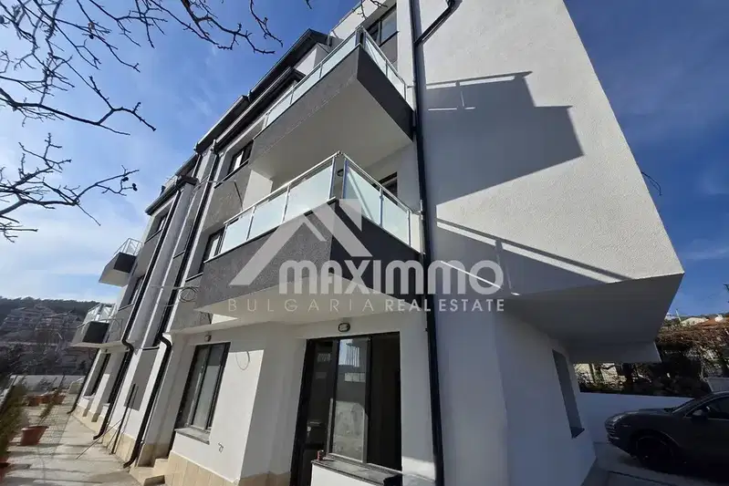 4-bedroom apartment in Varna, Vinica