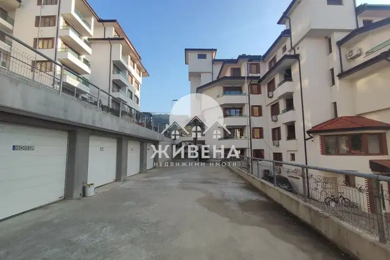 4-bedroom apartment in Varna, Vinica