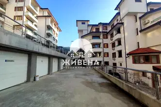 Многостаен апартамент във Варна, Виница