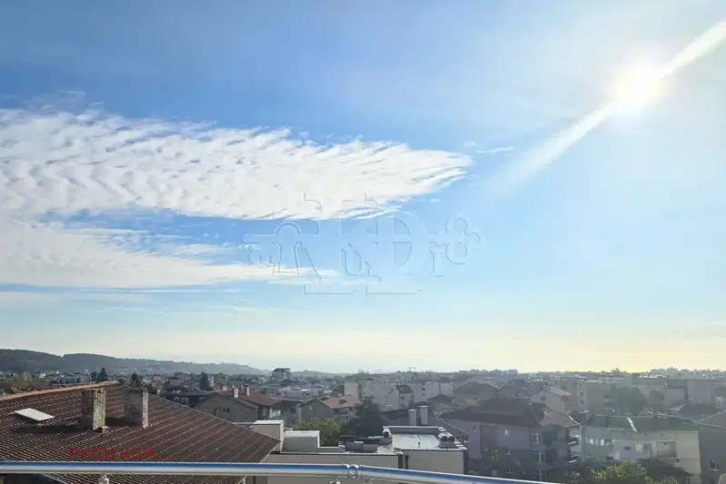 4-bedroom apartment in Varna, Vinica