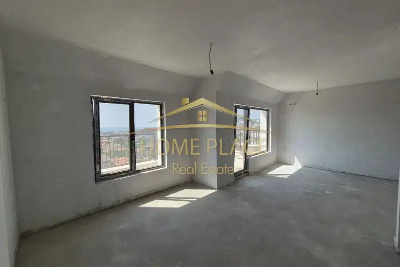 4-bedroom apartment in Varna, Vinica