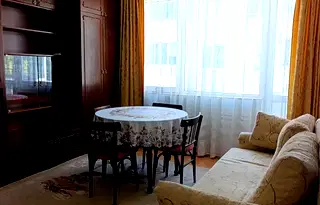 Многостаен апартамент във Варна, ВИНС-Червен площад