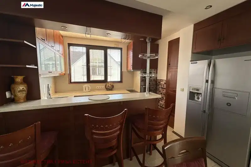 Многостаен апартамент в София, Витоша