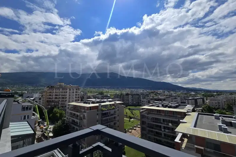 Многостаен апартамент в София, Витоша