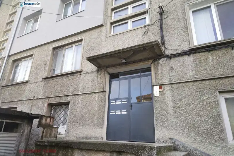 4-bedroom apartment in Shumen, Voenno Uchilishte
