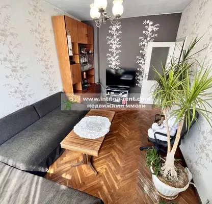 Photo 3 — 4-bedroom apartment in Haskovo, Voevodski
