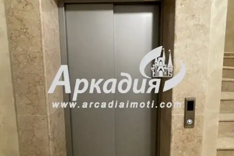 4-bedroom apartment in Plovdiv, Vystanicheski