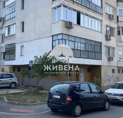 Снимка 3 — Многостаен апартамент във Варна, Възраждане 2