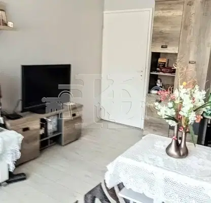 Снимка 5 — Многостаен апартамент във Варна, Възраждане 4