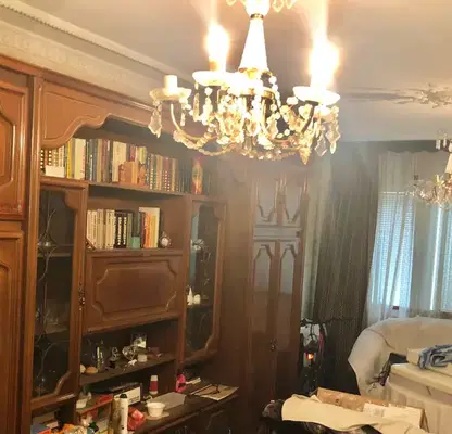 Снимка 2 — Четиристаен апартамент в Възраждане, Бургас, панелно строителство