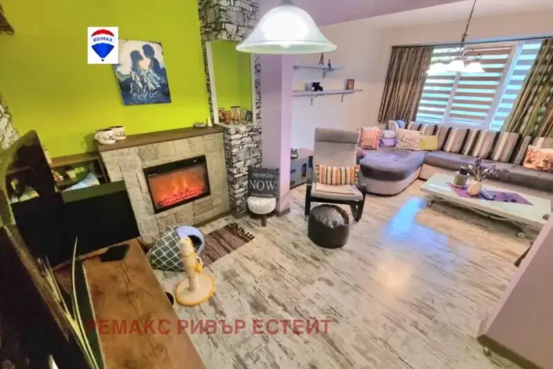 4-bedroom apartment in Ruse, Vyzrajdane