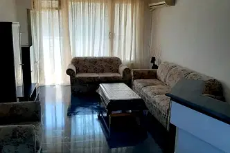 Многостаен апартамент в Кърджали, Възрожденци