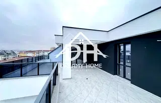 Многостаен апартамент в Кърджали, Възрожденци